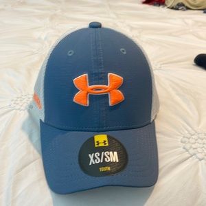 Under armour youth hat